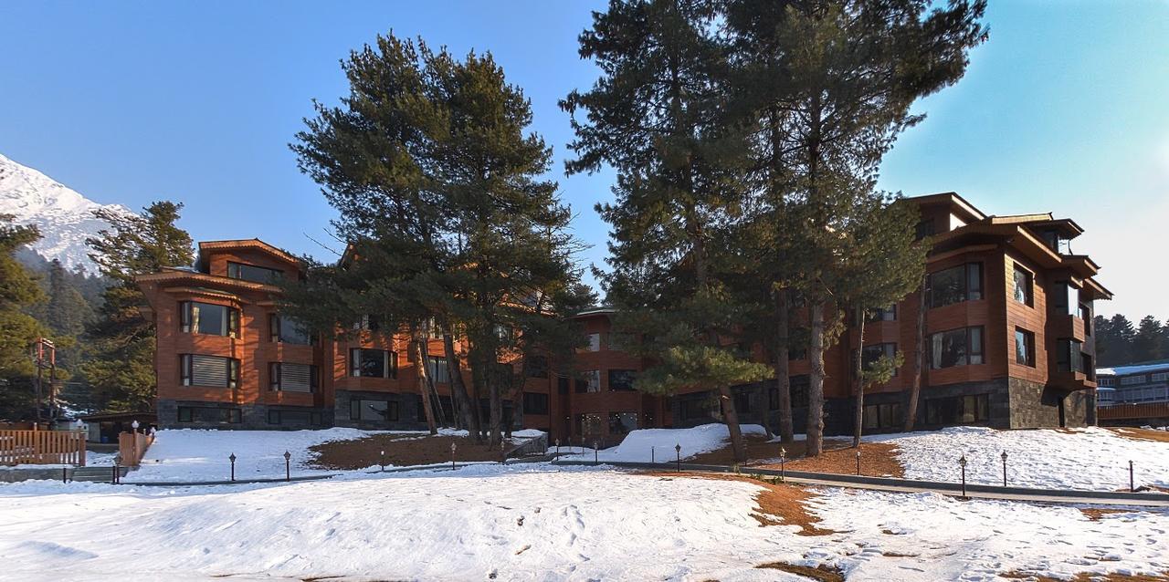 Hotel Royal Hillton Pahalgām Esterno foto