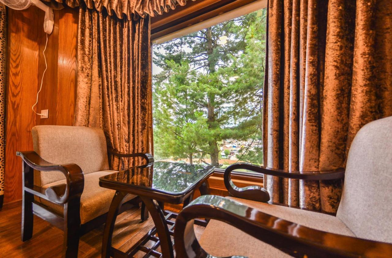 Hotel Royal Hillton Pahalgām Esterno foto